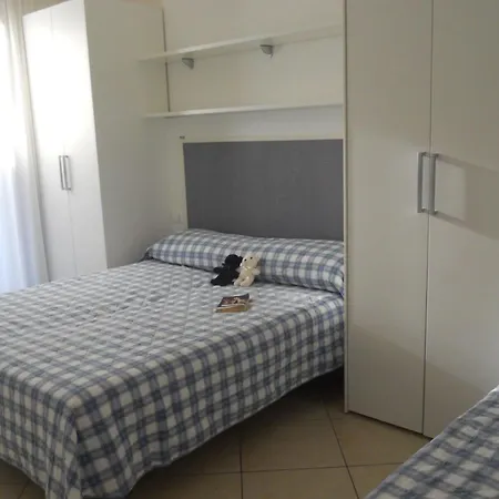 Cozy Flat With Swimming Pool Διαμέρισμα *