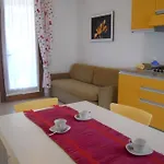 Apartment Relaxing Garden Flat With Pool Near The Bibione